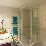 Holiday home Scenic Retreat In Gimnee *