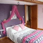 Scenic Retreat In Gimnee Doische