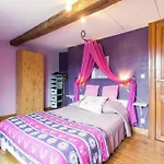 Scenic Retreat In Gimnee Holiday home *