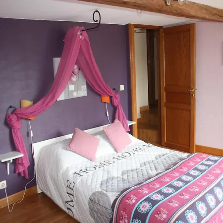 Spacious With Fireplace * Doische