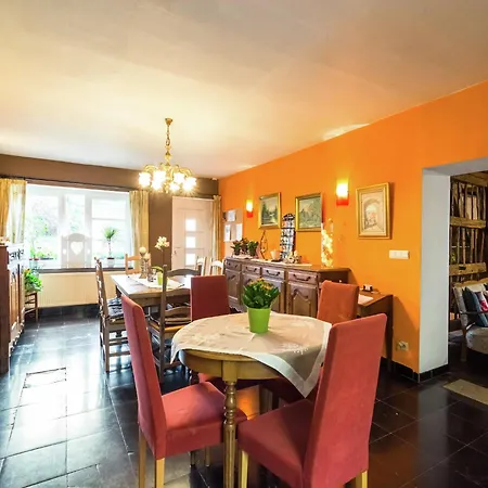 Scenic Retreat In Gimnee Vakantiehuis