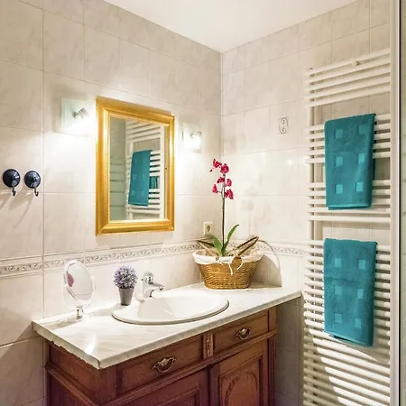 Scenic Retreat In Gimnee * Doische