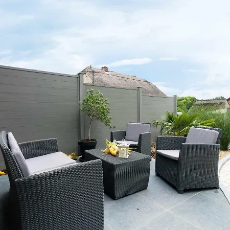 Holiday home Spacious With Fireplace Doische