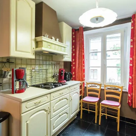 Spacious With Fireplace * Doische
