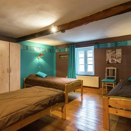 Holiday home Spacious With Fireplace *