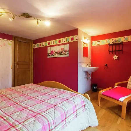 Spacious With Fireplace Holiday home Doische