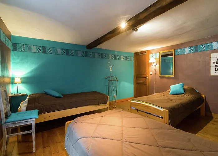 Scenic Retreat In Gimnee بيت للعطل Doische